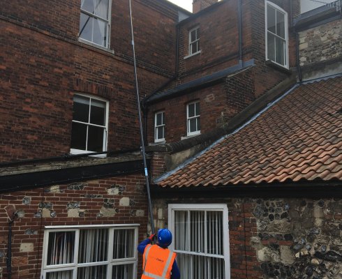GUTTER CLEANING SUFFOLK