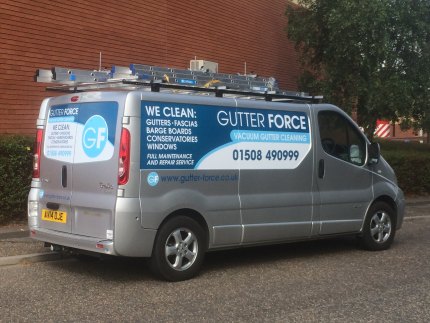 gutter-vacuum-cleaning-Qhjv.jpg